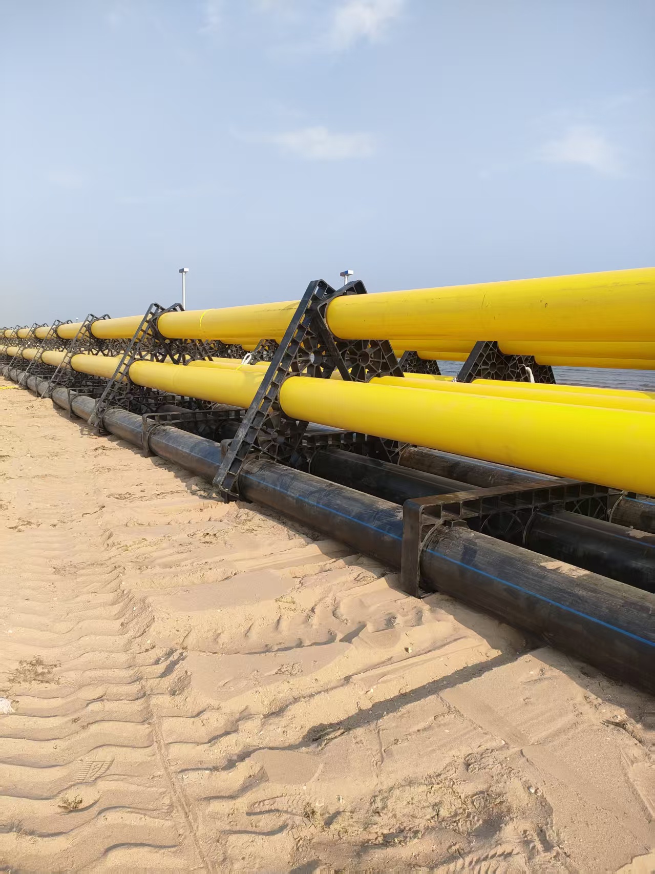 HDPE offshore fish cage system