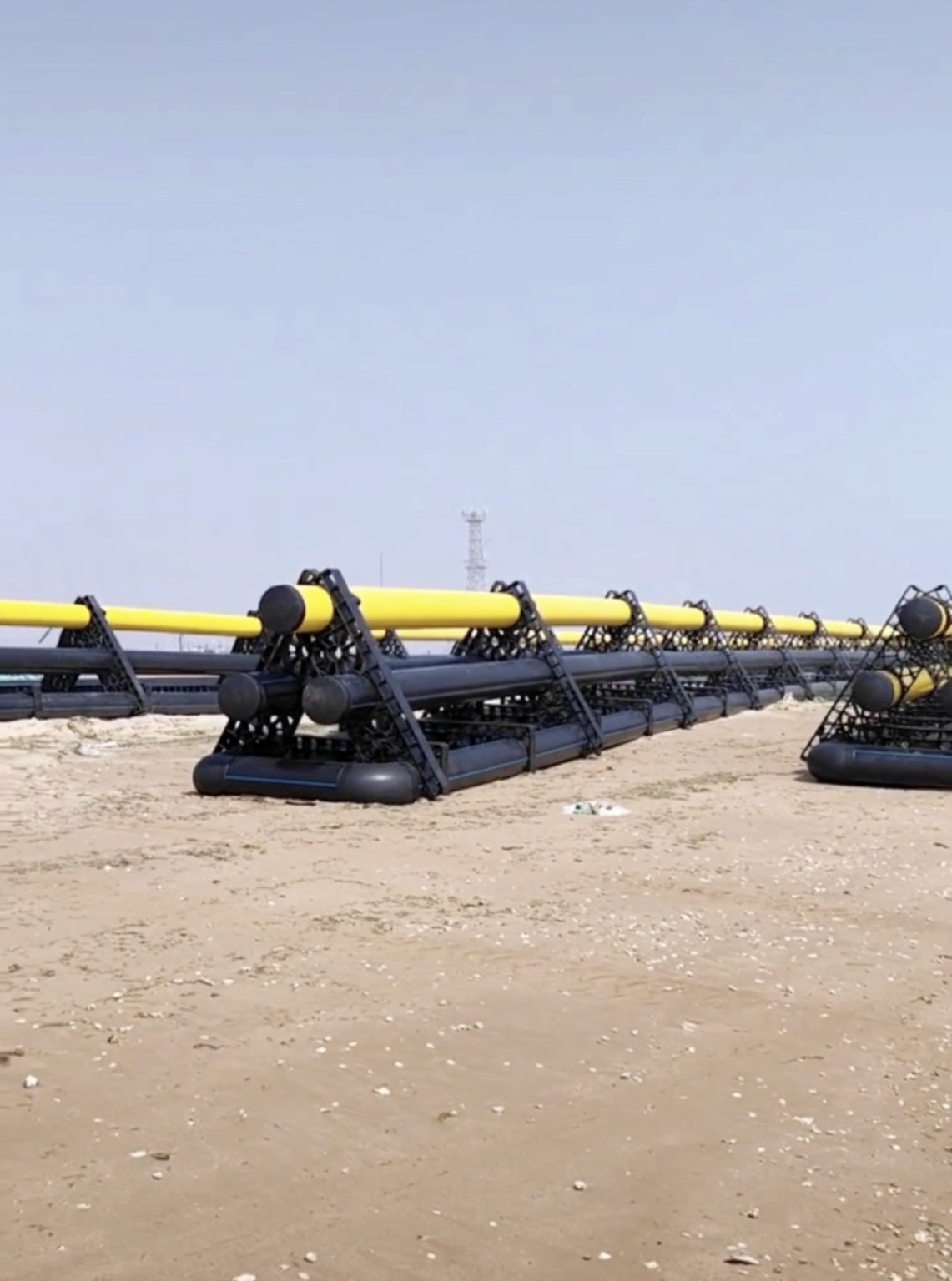 HDPE wave breaker system on shore